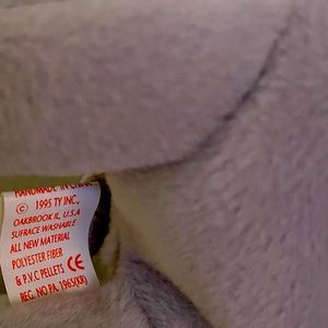 Beanie Baby Righty 1995 Elephant. RARE FIND